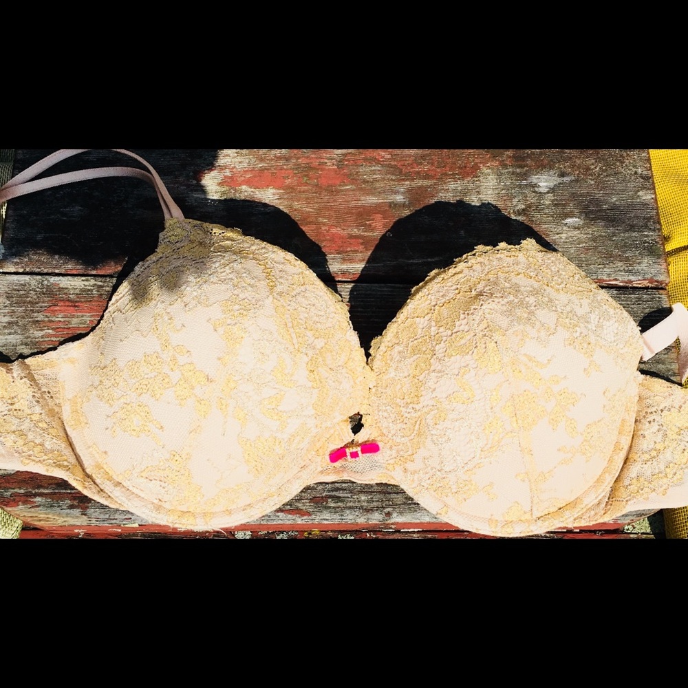 Bra- Black Bow